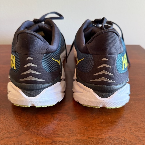Hoka One Clifton 8 Athletic Shoes Size 11.5 - Picture 4 of 6